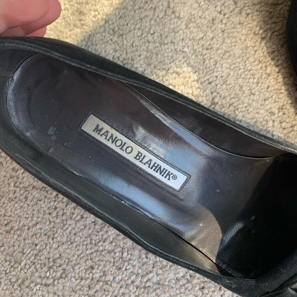 Vintage Manolo Blahnik suede pumps - Picture 7 of 10